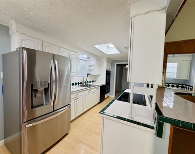 12603 Drumwood Lane - Photo Thumbnail 7