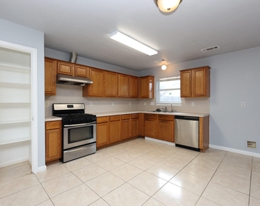 7430 Pouter Drive - Photo Thumbnail 12