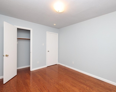 7430 Pouter Drive - Photo Thumbnail 9