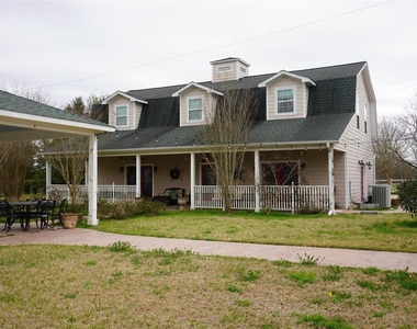 9500 Mayfield Avenue - Photo Thumbnail 16
