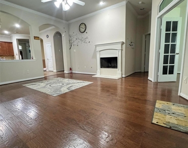 11931 Green Colling Park Drive - Photo Thumbnail 5
