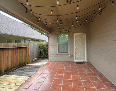 11931 Green Colling Park Drive - Photo Thumbnail 18