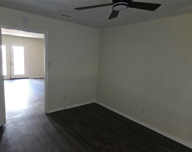 6624 W Fuqua Drive - Photo Thumbnail 6