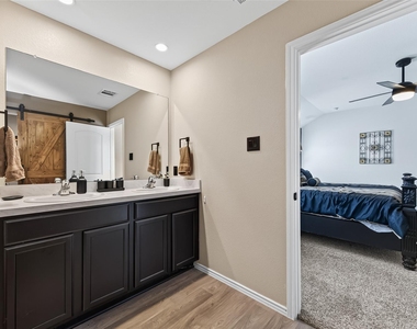 14319 Rain Drive - Photo Thumbnail 32