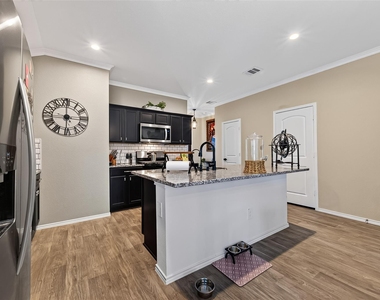 14319 Rain Drive - Photo Thumbnail 13