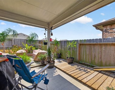 14319 Rain Drive - Photo Thumbnail 33