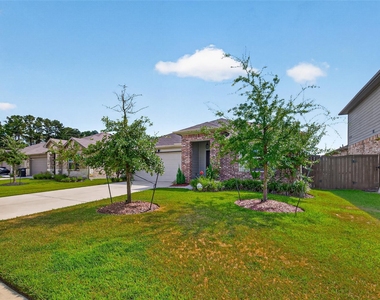 14319 Rain Drive - Photo Thumbnail 5
