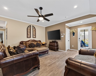 14319 Rain Drive - Photo Thumbnail 7