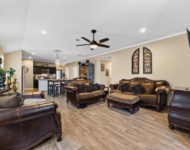 14319 Rain Drive - Photo Thumbnail 8