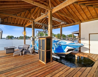 14030 Shoreline Drive - Photo Thumbnail 36