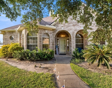 14030 Shoreline Drive - Photo Thumbnail 34