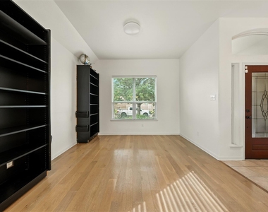 9219 Gilbert Hollow Drive - Photo Thumbnail 8