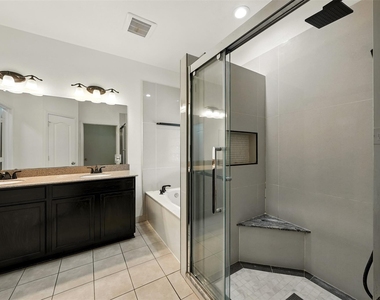 9219 Gilbert Hollow Drive - Photo Thumbnail 27