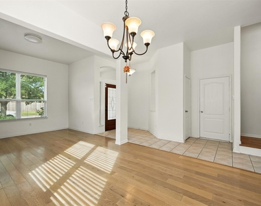 9219 Gilbert Hollow Drive - Photo Thumbnail 11