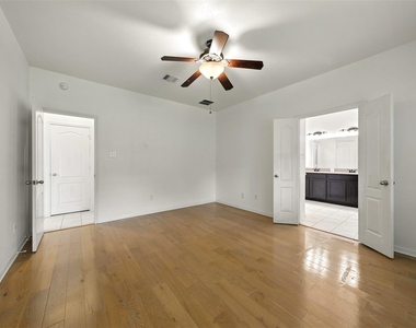 9219 Gilbert Hollow Drive - Photo Thumbnail 25