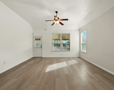 9219 Gilbert Hollow Drive - Photo Thumbnail 21