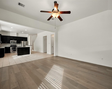 9219 Gilbert Hollow Drive - Photo Thumbnail 23