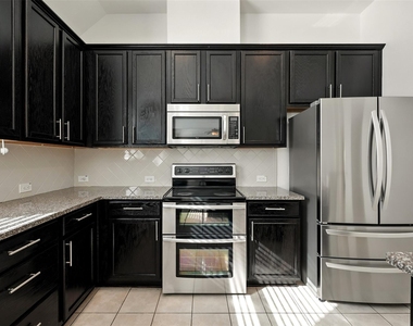 9219 Gilbert Hollow Drive - Photo Thumbnail 15