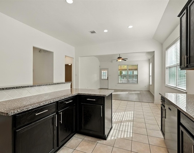 9219 Gilbert Hollow Drive - Photo Thumbnail 17