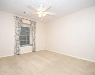 10430 Sanibel Falls Court - Photo Thumbnail 31