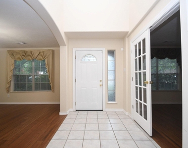 10430 Sanibel Falls Court - Photo Thumbnail 4