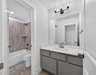 2803 Sweet Honey Lane - Photo Thumbnail 37