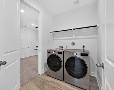 2803 Sweet Honey Lane - Photo Thumbnail 27