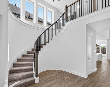 2803 Sweet Honey Lane - Photo Thumbnail 6