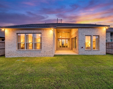 2803 Sweet Honey Lane - Photo Thumbnail 1
