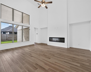 2803 Sweet Honey Lane - Photo Thumbnail 10