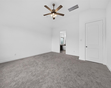 2803 Sweet Honey Lane - Photo Thumbnail 20
