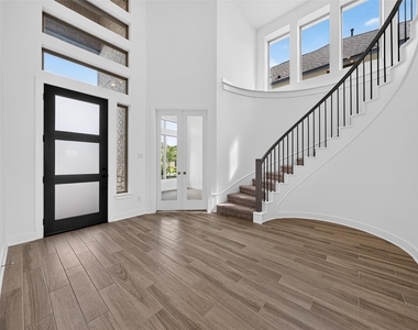 2803 Sweet Honey Lane - Photo Thumbnail 5
