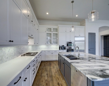 1116 Mosaico Lane - Photo Thumbnail 5