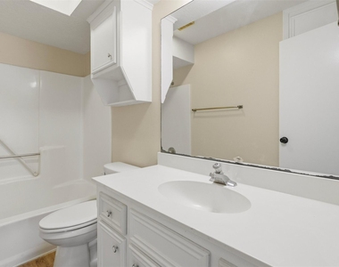 1712 Hazelwood Street - Photo Thumbnail 17