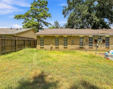 1712 Hazelwood Street - Photo Thumbnail 21