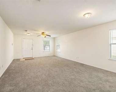 22031 Silverfield Park Lane - Photo Thumbnail 5