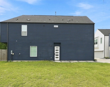 2908 Stevens Street - Photo Thumbnail 13