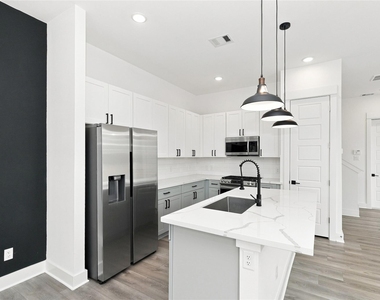 2908 Stevens Street - Photo Thumbnail 4