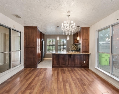 2012 Sandy Knoll Drive - Photo Thumbnail 6