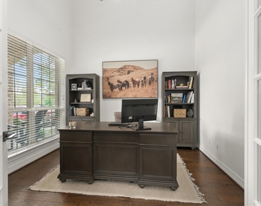 27121 Holtwood Grove Road - Photo Thumbnail 8