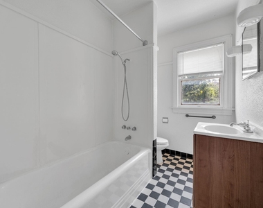1947 Richmond B Avenue - Photo Thumbnail 5