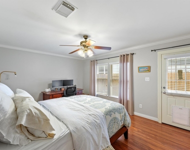 1245 W 17th Street - Photo Thumbnail 12