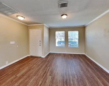 674 Cypresswood Trace - Photo Thumbnail 5