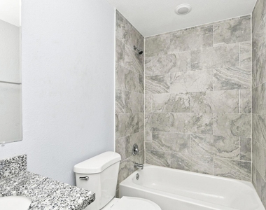 8216 Richland Drive - Photo Thumbnail 7