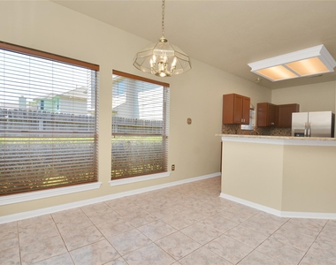 4123 Valedon Lane - Photo Thumbnail 10