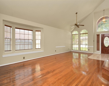 4123 Valedon Lane - Photo Thumbnail 8