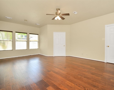 4123 Valedon Lane - Photo Thumbnail 17