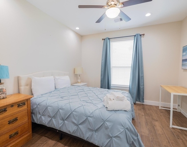4129 Fort Bend Drive - Photo Thumbnail 17