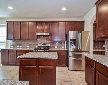 17626 Sauki Lane - Photo Thumbnail 3