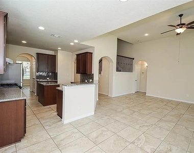 17626 Sauki Lane - Photo Thumbnail 6
